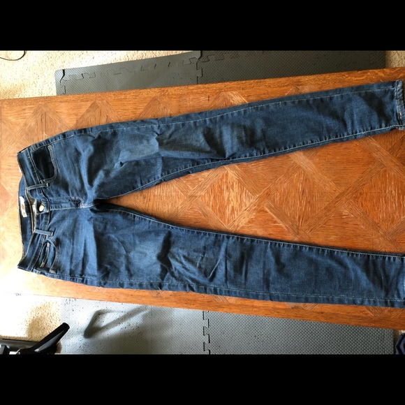 Super Skinny Levi Jeans size 28 - Picture 1 of 5